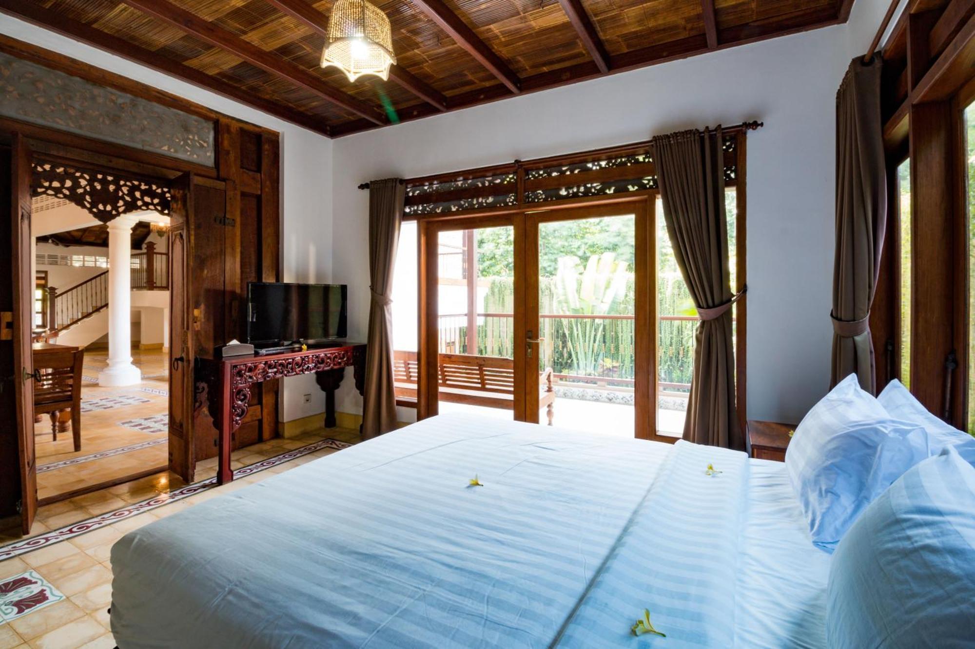 Bali Royal Heritage Villa เซมินยัค ภายนอก รูปภาพ